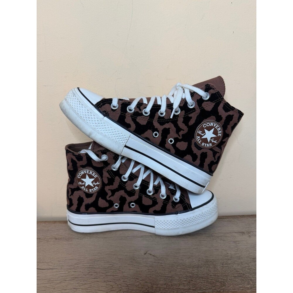 Converse Women's Chuck Taylor All Star Lift Platform Leopard hi shoes size 8
